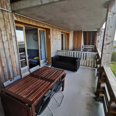 Terrasse salon appartement super besse