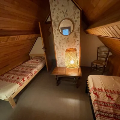 5eme Chambre Chalet location Super Besse